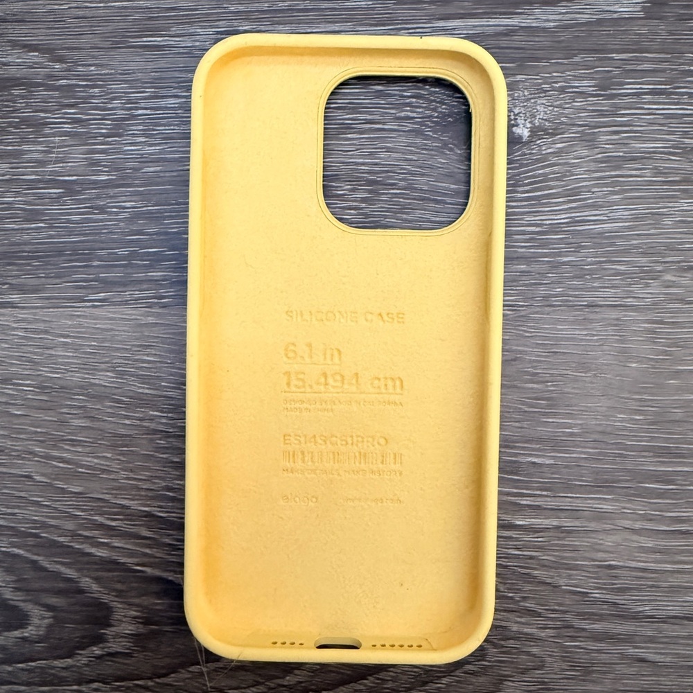 Amazon Yellow Phone Case - Picture 2 of 2